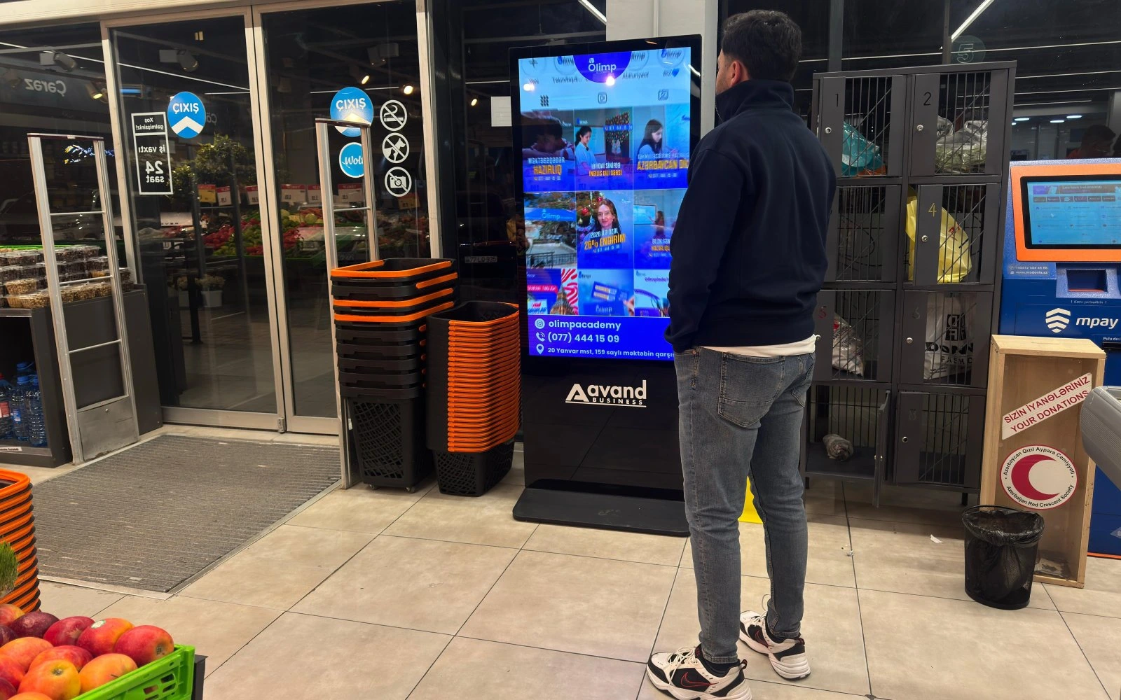 Market daxilində rəqəmsal reklam